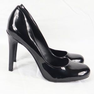 Jessica Simpson black patent leather heels size 8.5M